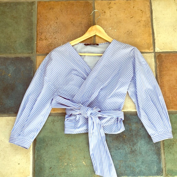 Blue wrap blouse - Picture 1 of 3